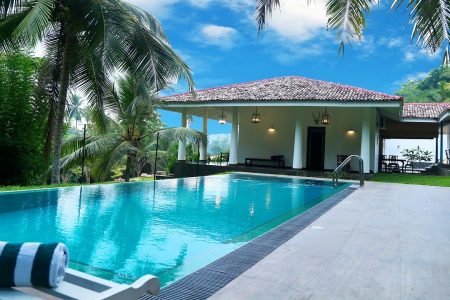 Pourquoi avoir un pool house chez soi 